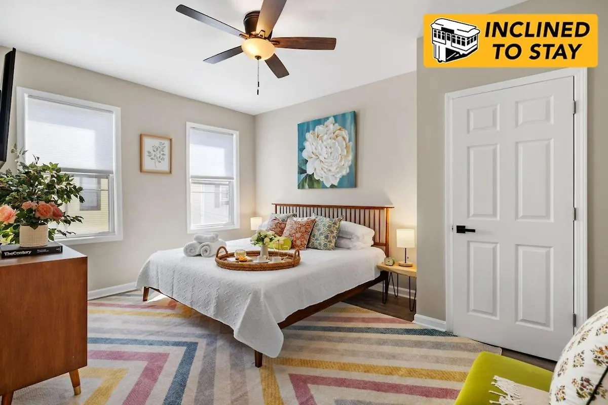 Chic Home With Large Private Yard! Hot Tub, Close To Downtown 피츠버그 0*,  미국