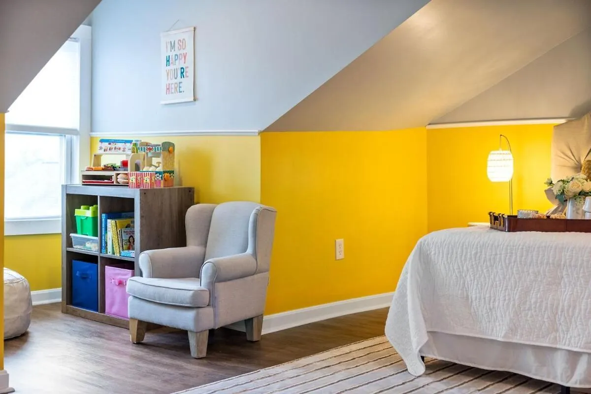 Chic Home With Large Private Yard! Hot Tub, Close To Downtown 피츠버그 0*,