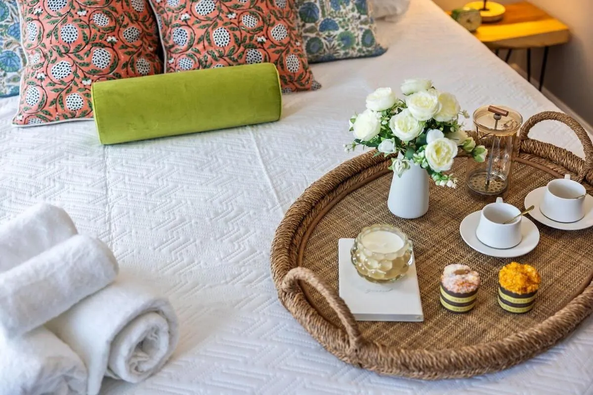 Chic Home With Large Private Yard! Hot Tub, Close To Downtown 피츠버그 펜션