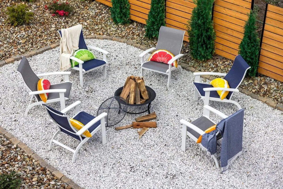 Chic Home With Large Private Yard! Hot Tub, Close To Downtown بيتسبرغ بيت للعطل